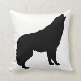 Howling Wolf Silhouette Kissen