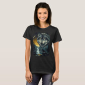 Howling Wolf Waterfall Scene For Nature Lovers And T-Shirt (Vorne ganz)