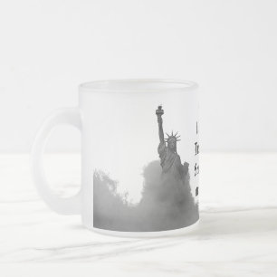 HQ mattierte Tasse Freiheitsstatue aus Nebel