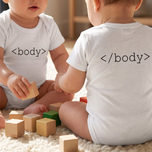 HTML-Körper-Umbau - offen und nah Baby Strampler