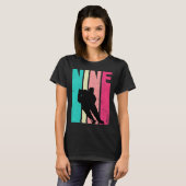 https://www.amazon.com/s?rh=n%3A7141123011%2Cp_4%3 T-Shirt (Vorne ganz)