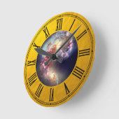 Hubble- & Antennengalaxien 2 - Weltraum / Gold Runde Wanduhr (Winkel)