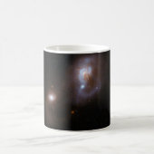 Hubble-Galaxie-IRAS F10565 Kaffeetasse (Mittel)
