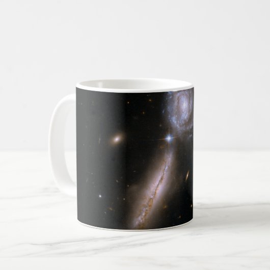 Hubble-Galaxie UGC 9618 Kaffeetasse (Vorderseite Links)