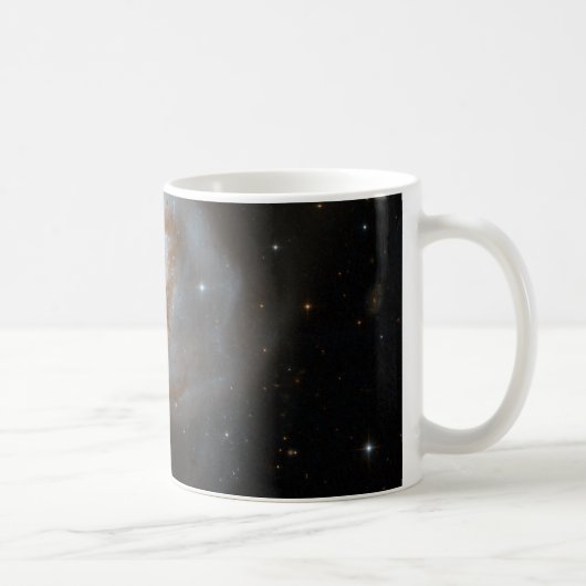 Hubble-Interagierende Galaxie NGC 3256 Kaffeetasse (Rechts)