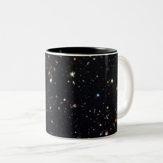Hubble tiefer Feldbecher Zweifarbige Tasse (VorderseiteRechts)