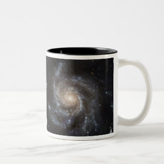 Hubbles größtes Galaxie-Porträt Zweifarbige Tasse