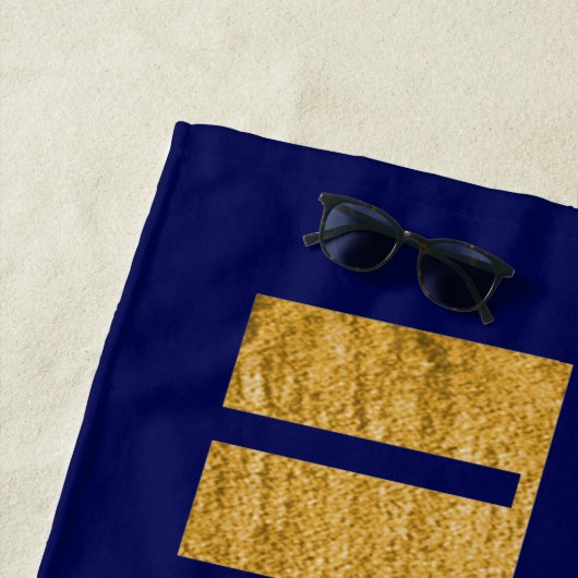 Hubby Blue and Gold frisch gezogenes Strandtuch (Beispiel)