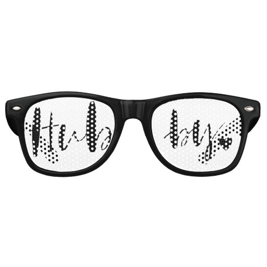 Hubby-Liebe | Stilvolle Black Brush Script & Heart Partybrille (Vorderseite)