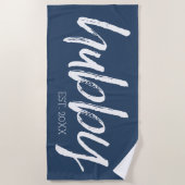 Hubby - Whimsikkalligraphie für den Raum Strandtuch (Vorderseite)