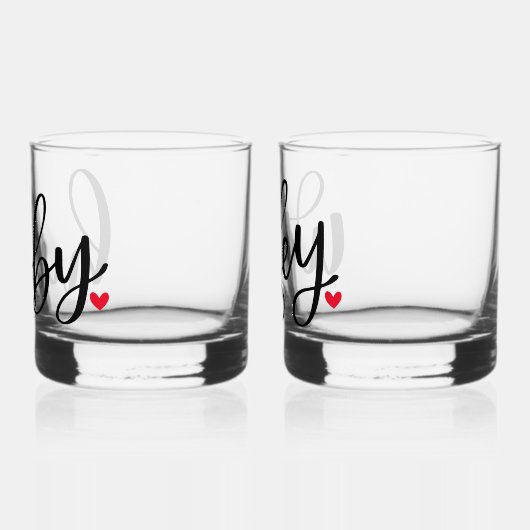 Hubby Wifey Couple Typografie Design Custom Whiskyglas (Links)