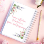 Hübsch bin ich ein Spiegelbild Gottes Christlich Planer<br><div class="desc">Christlicher Planer mit Affirmation Zitat "Ich bin ein Spiegelbild von Gottes Liebe,  Gnade und Vergebung". Dieser Planer ist ein wunderschön gestaltetes Werkzeug,  das Bibelverse,  inspirierende Zitate und Anregungen für tägliches Gebet und Reflexion enthält. Jetzt kaufen!</div>