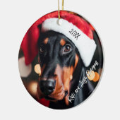 Hübsch Black und Tan Doberman mit Weihnachtsmannmü Keramik Ornament (Links)