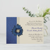 Hübsch Blue & Cream Wedding Einladung (Stehend Vorderseite)