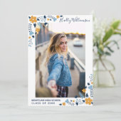 Hübsch Blue Flowers Graduation Party Grad Foto Einladung (Stehend Vorderseite)