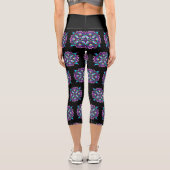 Hübsch farbenfroh Lila Mandala Mystical Capri Leggings (Rückseite)