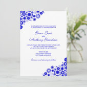 Hübsch Floral Royal Blue Wedding Einladung (Stehend Vorderseite)