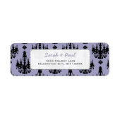 Hübsch in den LILA Kronleuchtern von Dusty (Vorne)