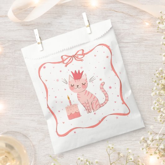 Hübsch Kitty Birthday Geschenktütchen (Ausgeschnitten)
