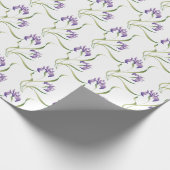 Hübsch Lila Iris Geschenkpapier (Ecke)