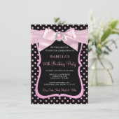 Hübsch Pink Pearl Bow Black Polka Dot Birthday Einladung (Stehend Vorderseite)