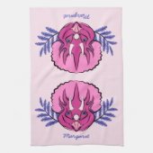 Hübsch Pink Triceratops Dinosaurier Personalisiert Geschirrtuch (Vertikal)