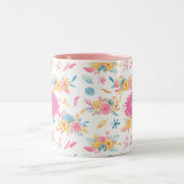 Hübsch rosa Blumenmuster Mit Monogramm Zweifarbige Tasse (Mittel)