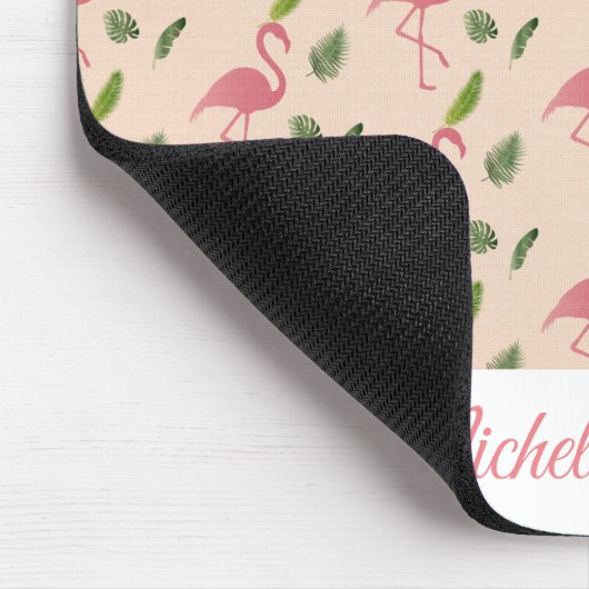 Hübsch rosa Flamingo Tropical Text Mousepad (Ecke)