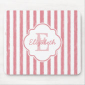 Hübsch rosa gestrichene Streifen Monogramm und Nam Mousepad (Vorne)