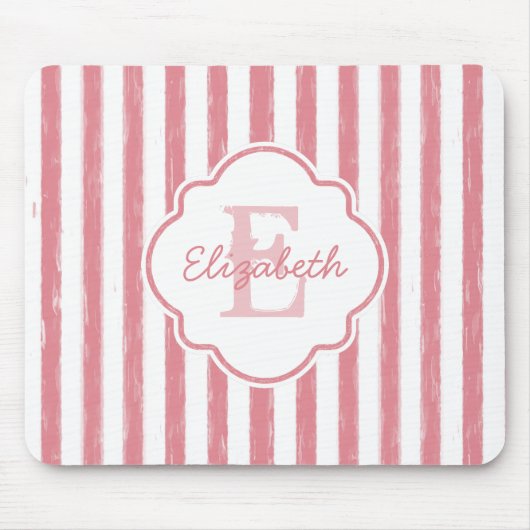 Hübsch rosa gestrichene Streifen Monogramm und Nam Mousepad (Vorne)
