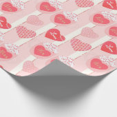 Hübsch rosa Streifen - Herz Valentinstag Geschenkpapier (Ecke)