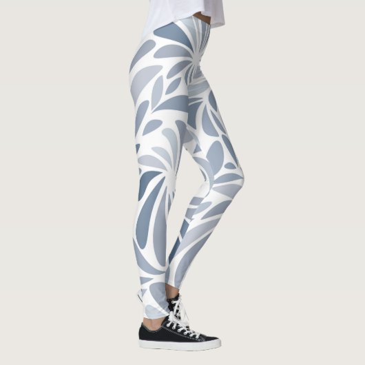 Hübsch Soft Light Blue Gray Geometric Valentine Leggings (Rechts)
