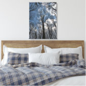 Hübsch Tulip Poplar Trees Cloudy Blue Sky Leinwanddruck (Insitu (Schlafzimmer))