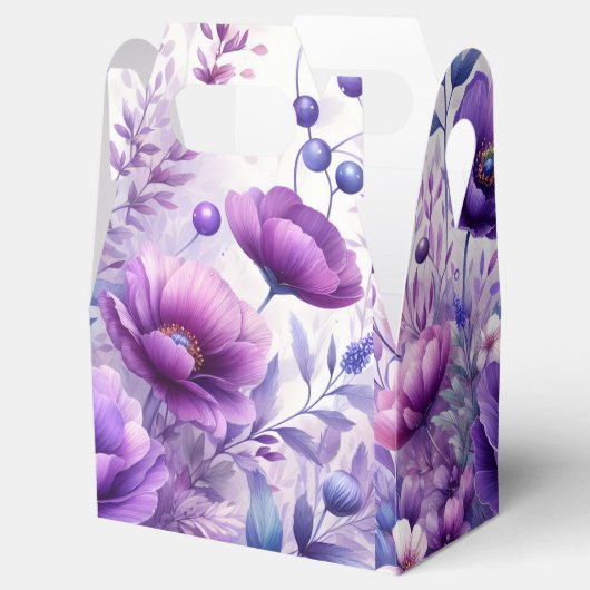 Hübsch-violette Blumen Geschenkschachtel (Geöffnet)