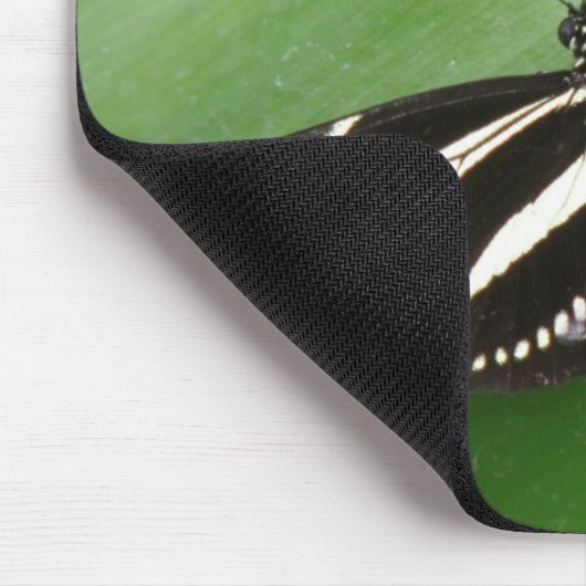 Hübsch Zebra Longwing Butterfly Mousepad (Ecke)