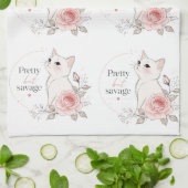 Hübsche aber wilde Kawaii Katze Rose Handtuch (Gefaltet)