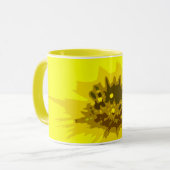 Hübsche Abstrakte Vivid Yellow Daisy Blume Tasse (Vorderseite Links)