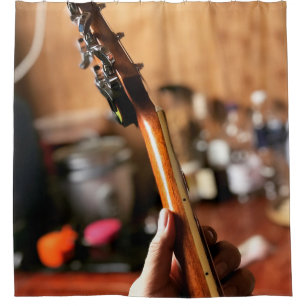 Hübsche akustische Gitarre Duschvorhang