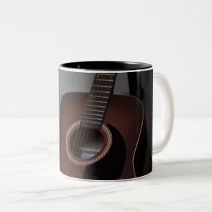 Hübsche Bassgitarre Zweifarbige Tasse
