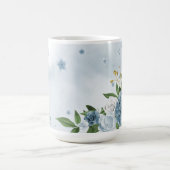 hübsche blaue Blumen Grün Kaffeetasse (Mittel)