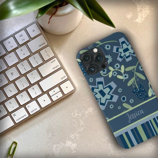 Hübsche blaue Flora und Streifen - kundenspezifisc Case-Mate iPhone Hülle