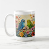 Hübsche blaue und grüne Sittiche personalisiert Kaffeetasse (Links)