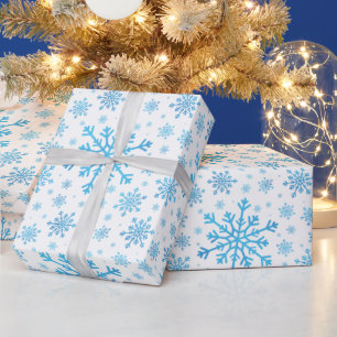 Hübsche Blaue Weihnachtsschneeflocken im Winter Geschenkpapier