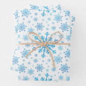 Hübsche Blaue Weihnachtsschneeflocken im Winter We Geschenkpapier Set (Beispiel)
