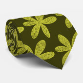 Hübsche Blume - Bananengelb auf Murky Green Krawatte (Gerollt)