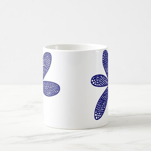 Hübsche Blume - Deep Navy Blue Kaffeetasse (Mittel)