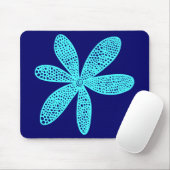 Hübsche Blume - Eisblau auf Navy Blue Mousepad (Mit Mouse)