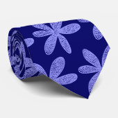 Hübsche Blume - Pastel Blue on Deep Navy Blue Krawatte (Gerollt)