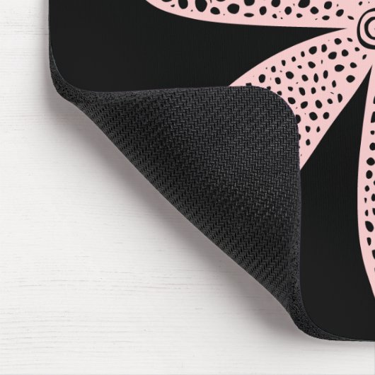 Hübsche Blume - Schwarz verblasst pink Mousepad (Ecke)