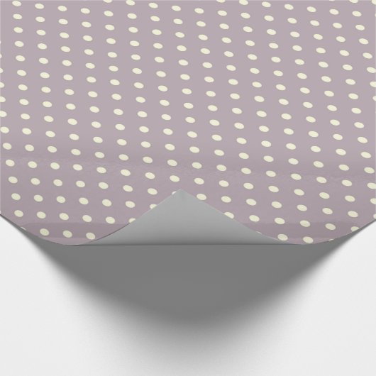 Hübsche Cremetöne auf Pastellfarben lila Geschenkpapier (Ecke)